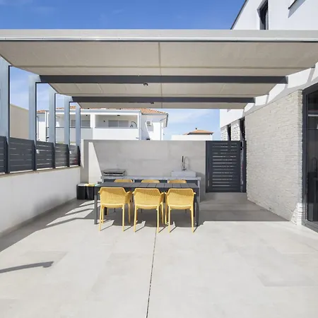 빌라 2-bedroom With Private Pool In
